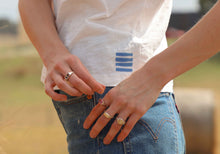 Load image into Gallery viewer, White Fitted Cotton T-Shirt
